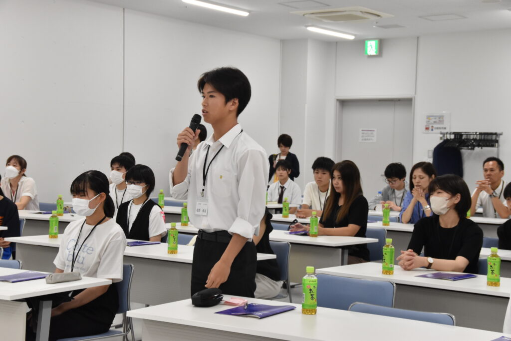 6月のワークショップ、あおばなの様子です。