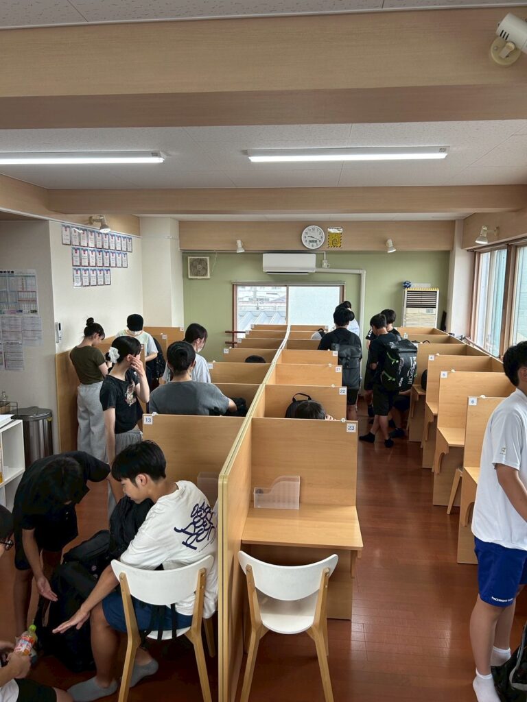 6月のワークショップの様子です。